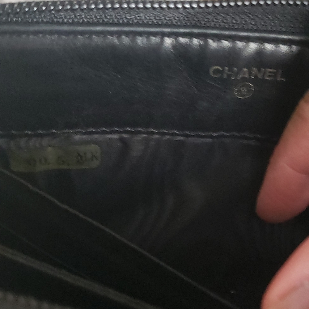 Authentic Pre-owned Chanel Caviar Leather Long Zippy Wallet - Picture 14 of 16